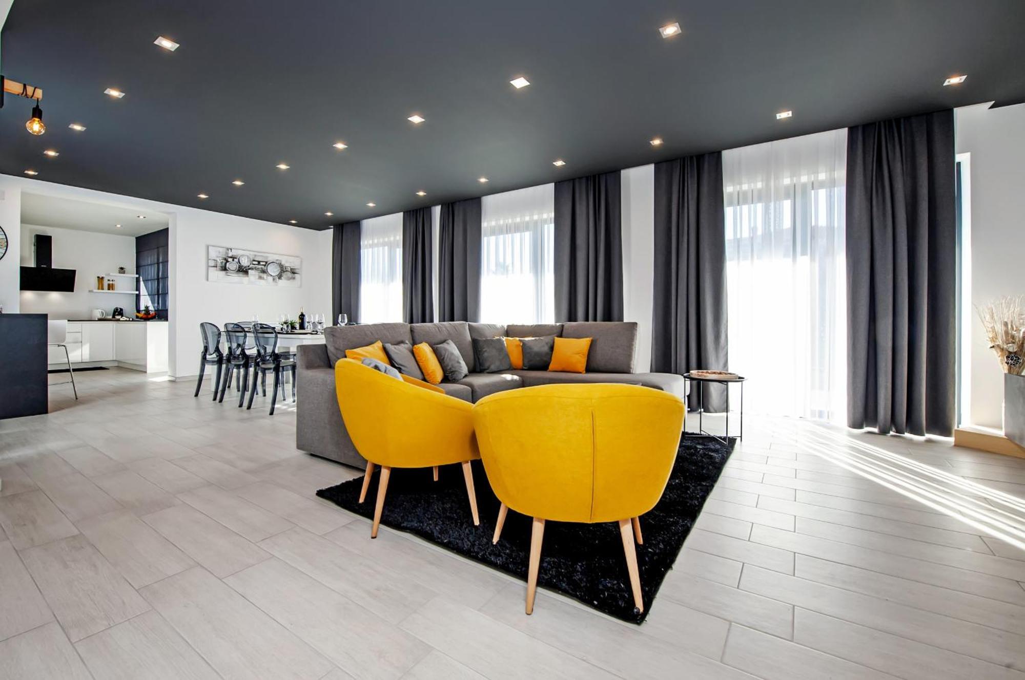 Villa Xo Ровінь Екстер'єр фото